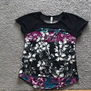 Floral top